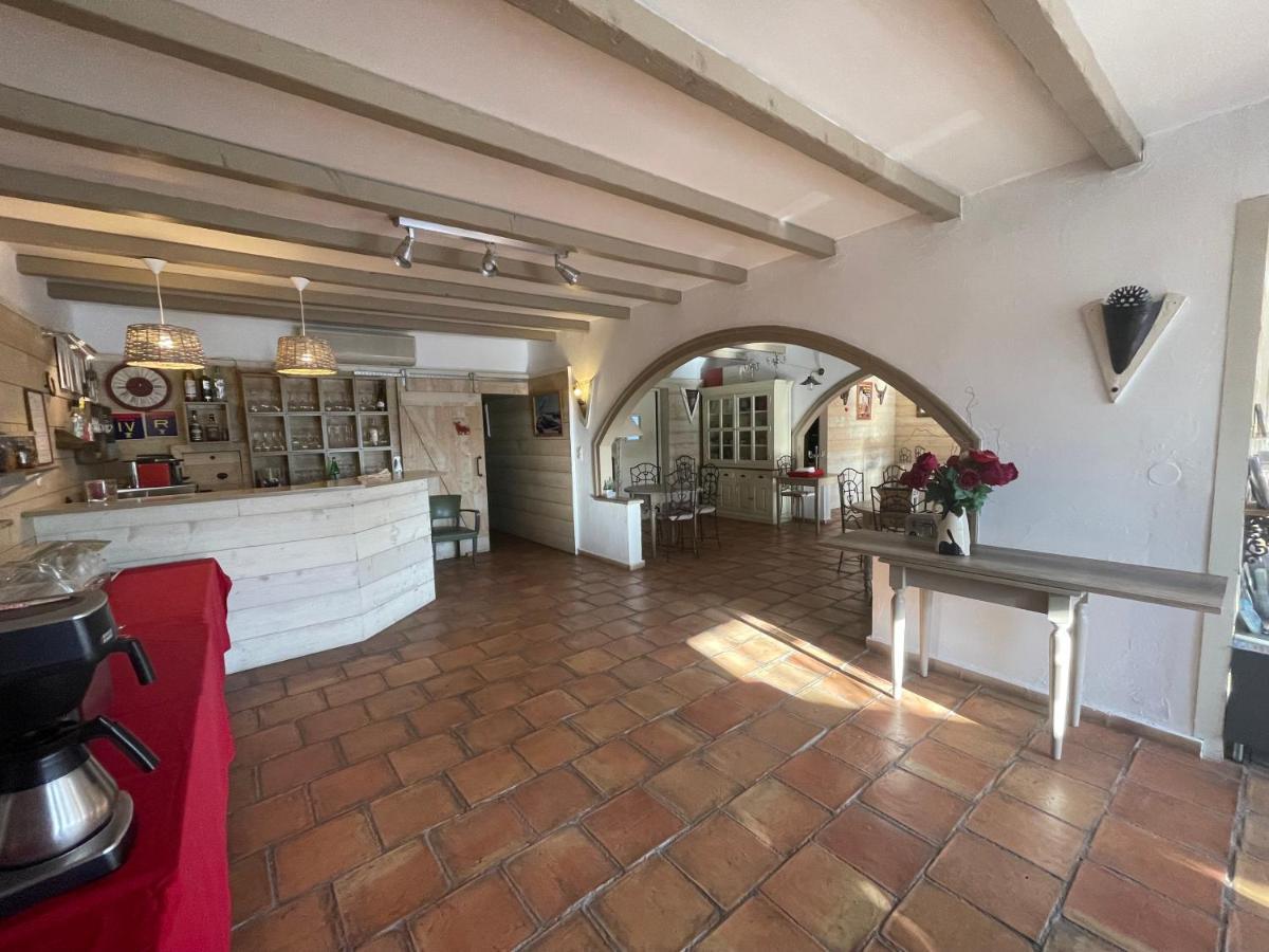Mas Des Salicornes Hotel Saintes-Maries-de-la-Mer Kültér fotó