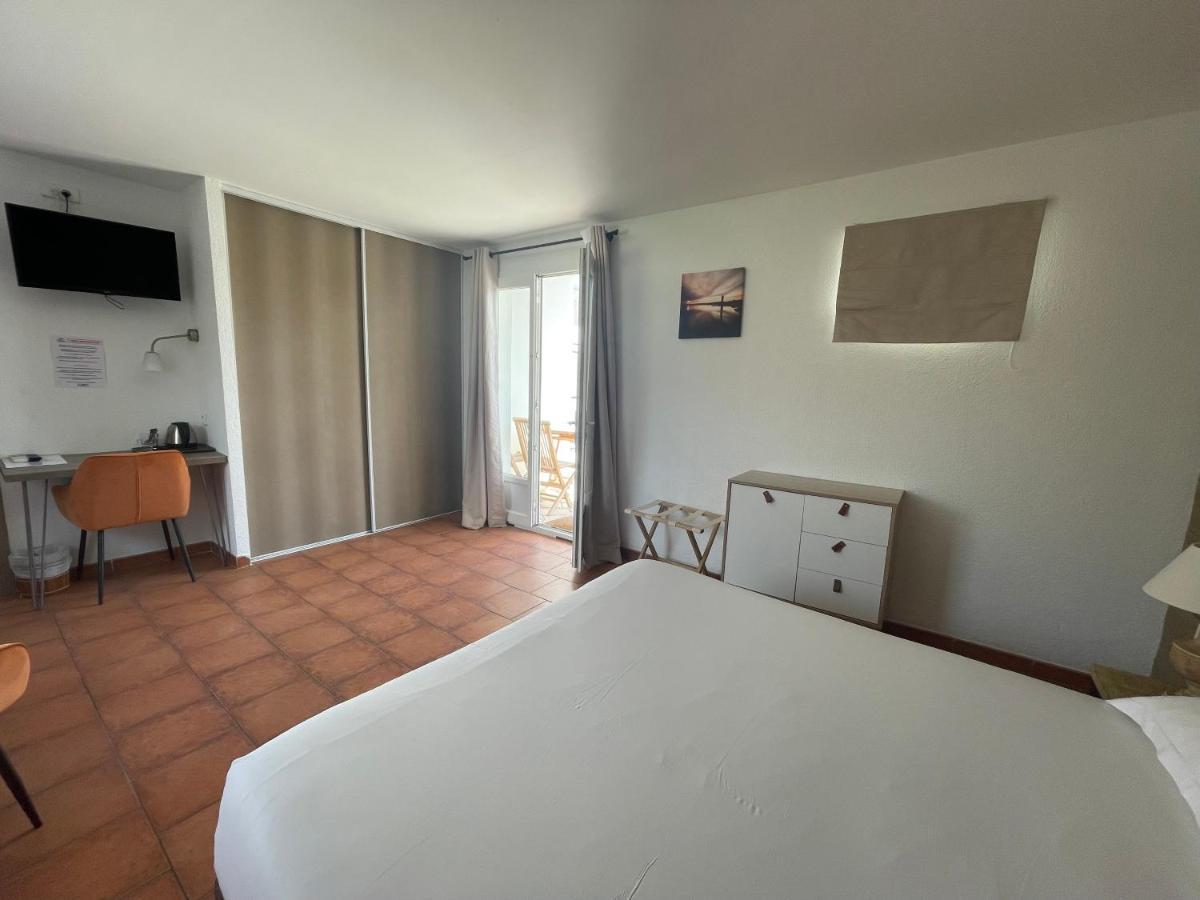 Mas Des Salicornes Hotel Saintes-Maries-de-la-Mer Kültér fotó
