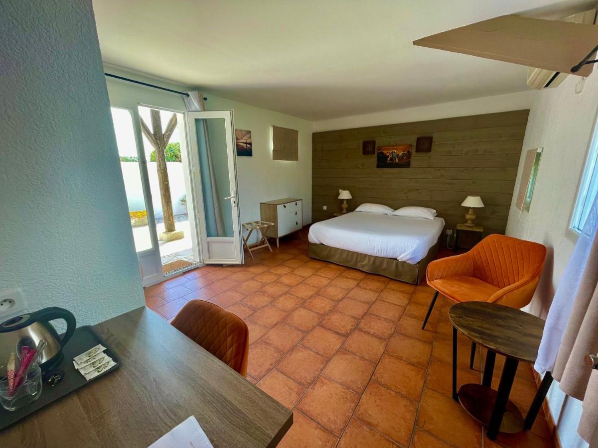Mas Des Salicornes Hotel Saintes-Maries-de-la-Mer Kültér fotó