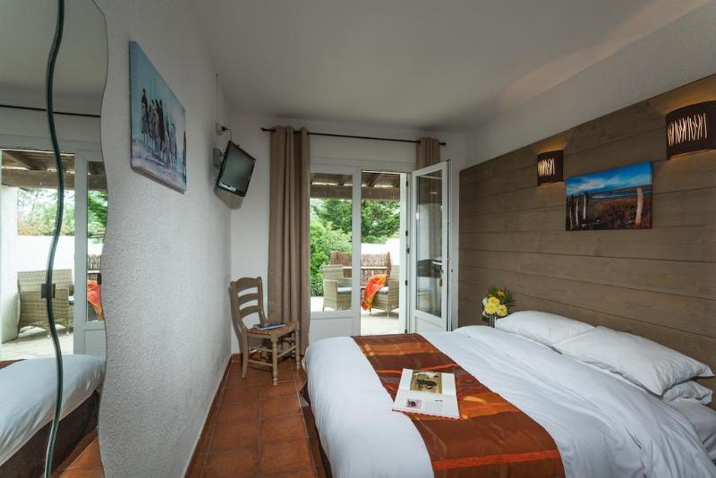 Mas Des Salicornes Hotel Saintes-Maries-de-la-Mer Kültér fotó