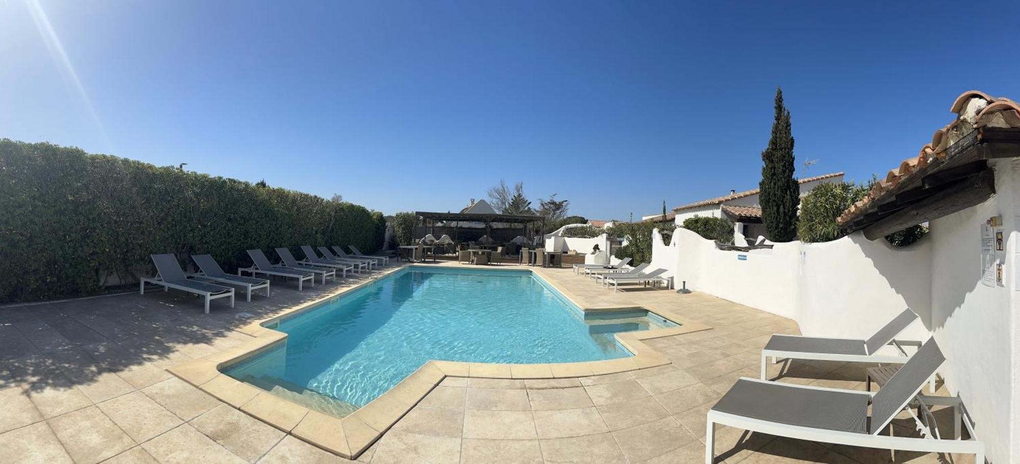 Mas Des Salicornes Hotel Saintes-Maries-de-la-Mer Kültér fotó
