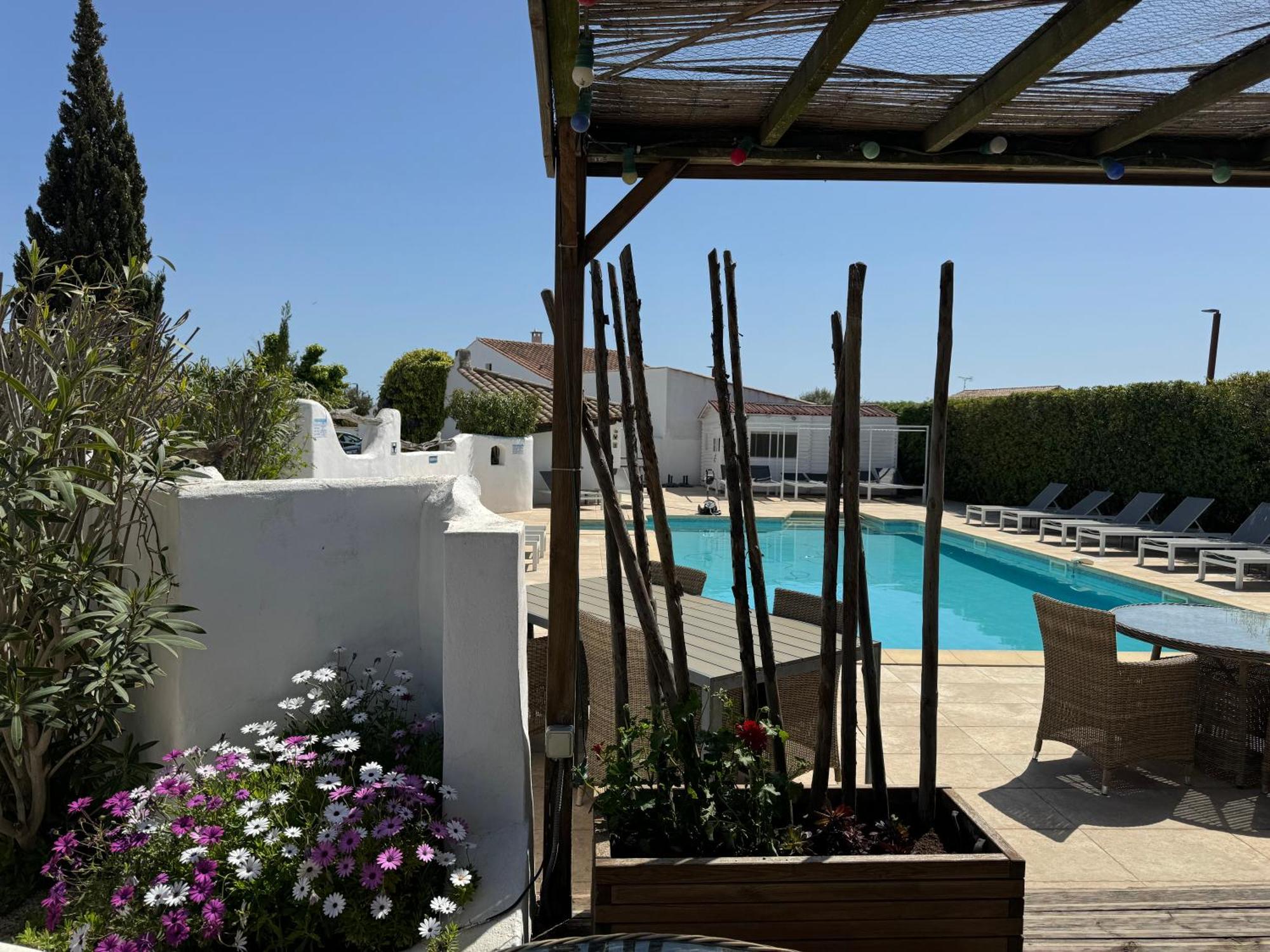 Mas Des Salicornes Hotel Saintes-Maries-de-la-Mer Kültér fotó