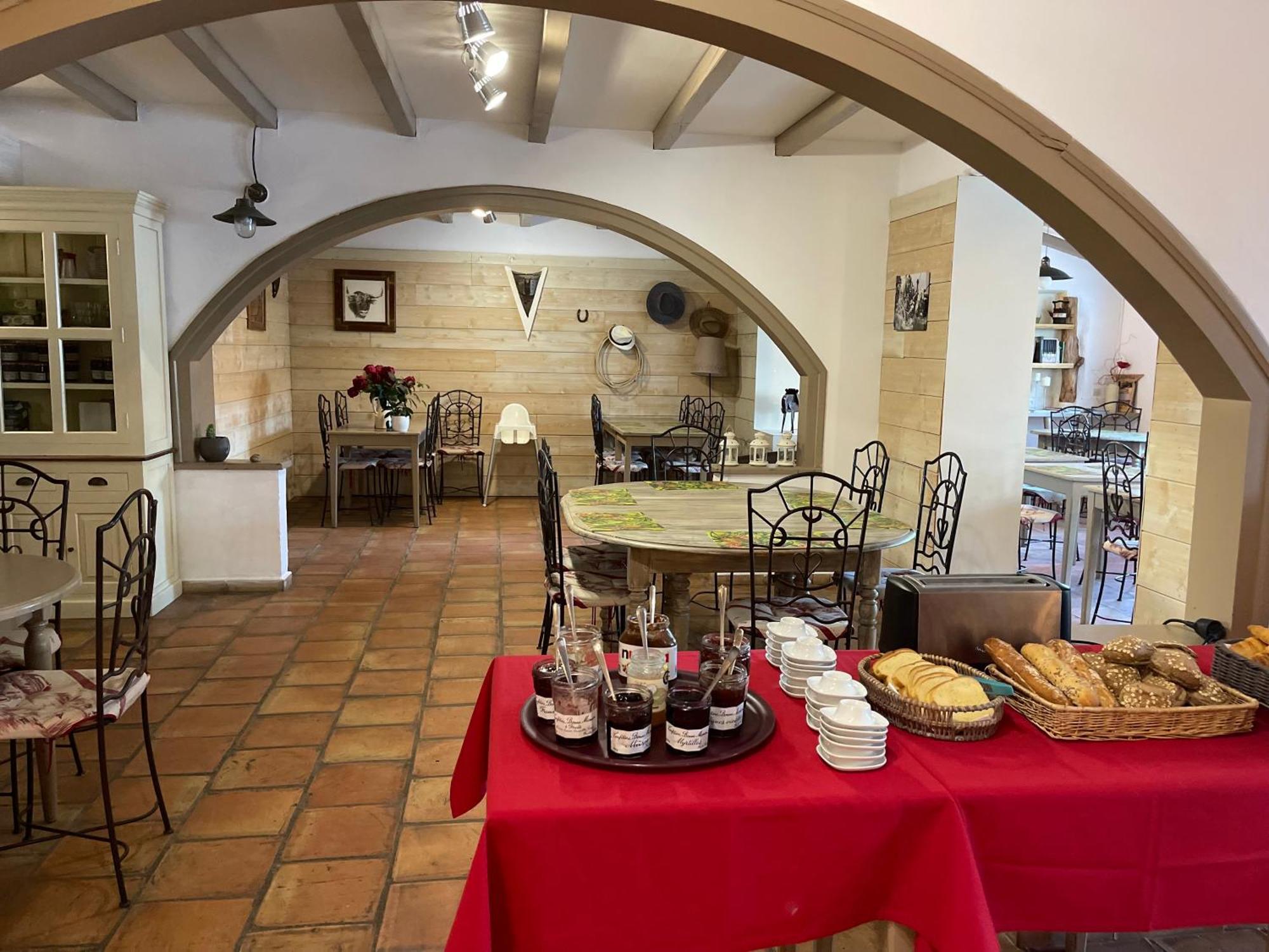 Mas Des Salicornes Hotel Saintes-Maries-de-la-Mer Kültér fotó