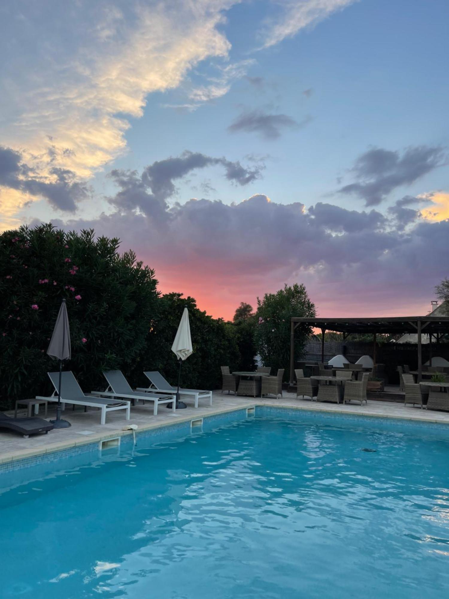 Mas Des Salicornes Hotel Saintes-Maries-de-la-Mer Kültér fotó