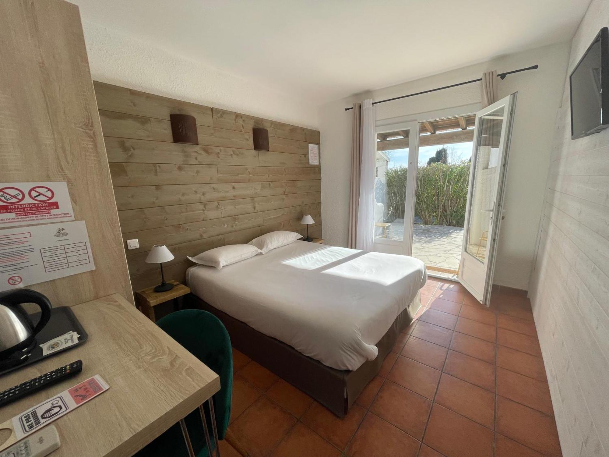 Mas Des Salicornes Hotel Saintes-Maries-de-la-Mer Kültér fotó
